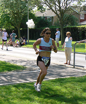 Angela Epps - first lady Farnham Runner home at 2008 Alton 10