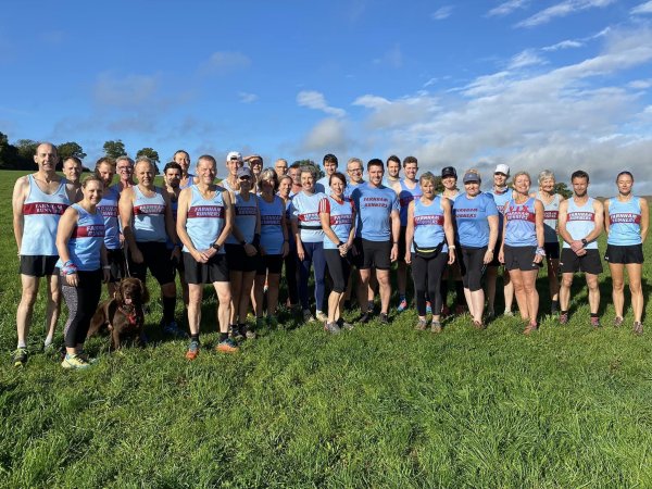Farnham Runners group before the start of the 2022 SXCL Folly Farm cross-country