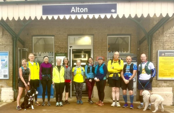 Group of Farnham Runners ready for the off at Alton station for the 2023 run back to Farnham along the St Swithuns Way