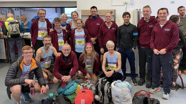 Farnham Runners team before the 2023 Gosport half marathon