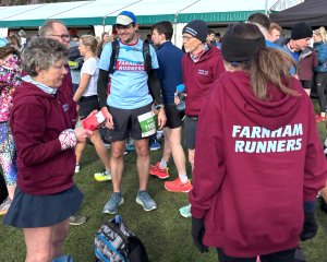 Group of Farnham Runners wearing the 2024 club kit