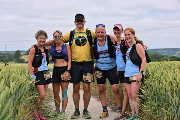 Linda Tyler, Kate Townsend, Ivan Chunnett, Craig Tate-Grimes, Kelly Lincoln and Colette Grist at the 2025 Hangars Way 50k