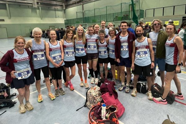 Farnham Runners team group before the 2026 HRRL Salisbury 10